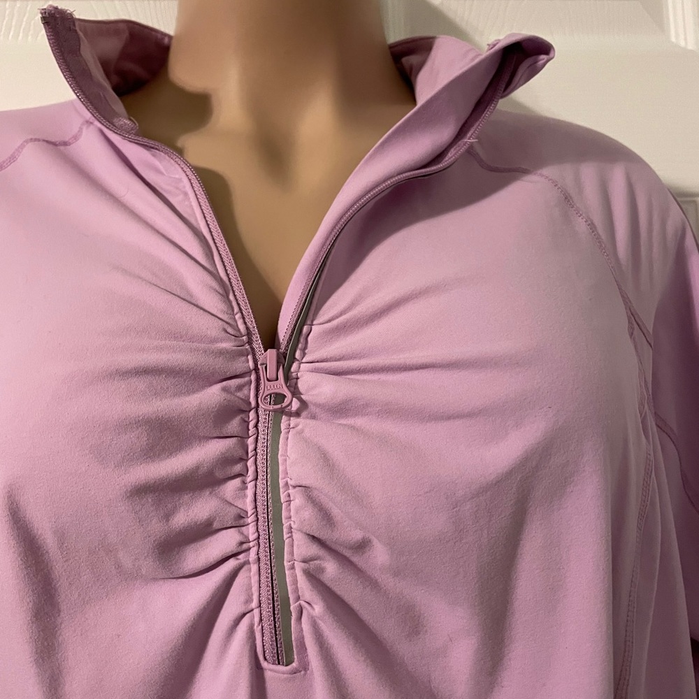 Athletic pullover 18/20